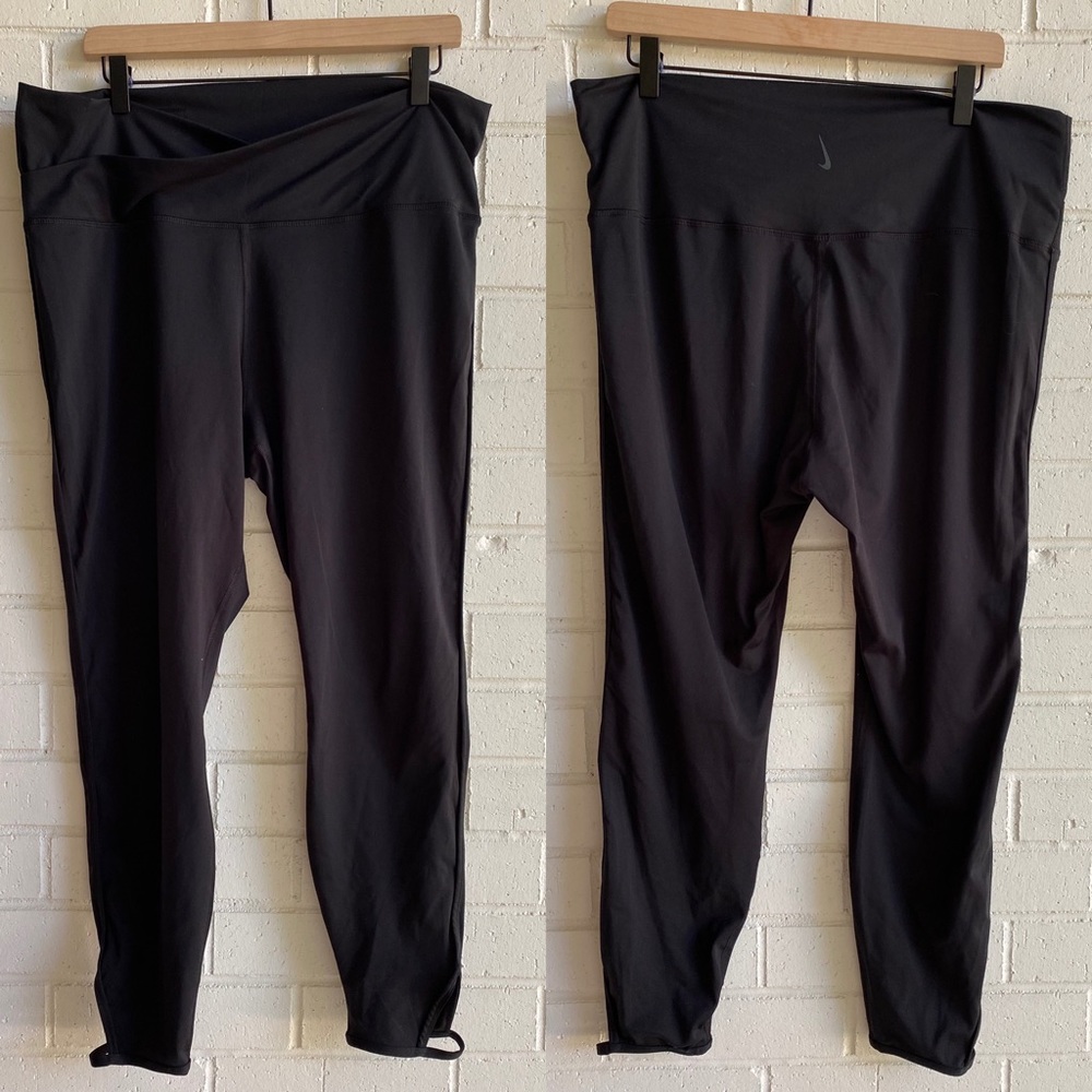 Nike Yoga Core Cutout Leggings - Picture 4 of 6